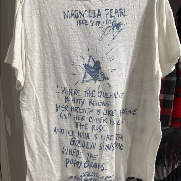 NWT Magnolia Pearl Cream California Boyfriend Tee - Picture 2 of 3
